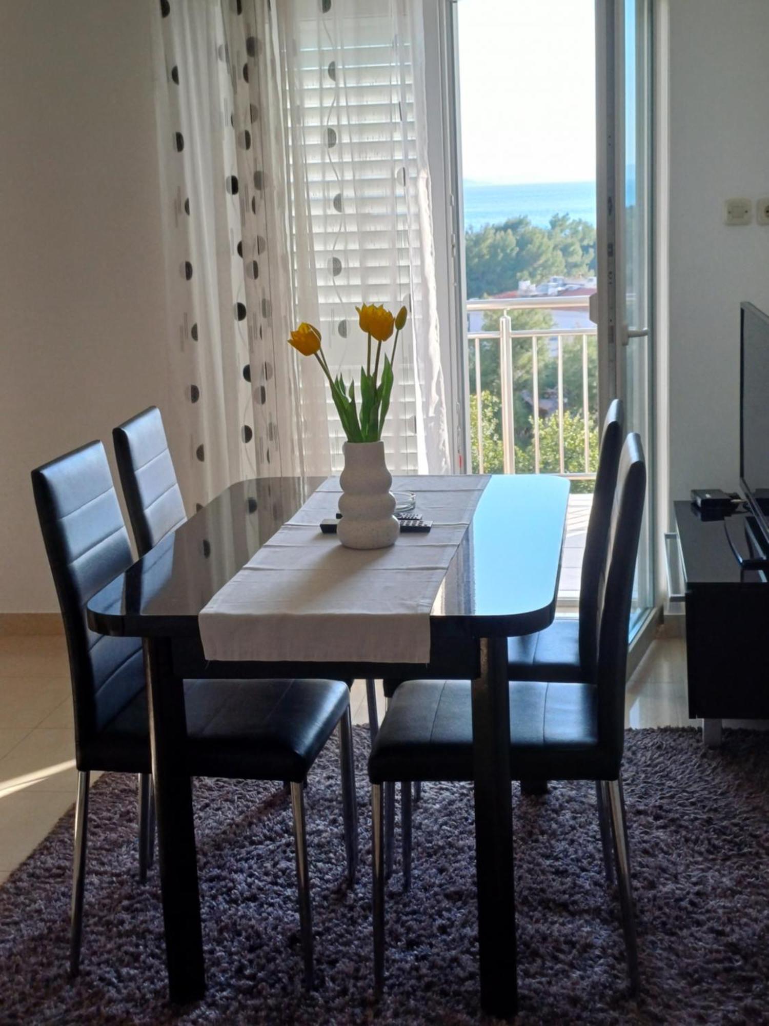 Apartments Jure Miljak Podstrana Exterior foto